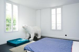 Posteľ alebo postele v izbe v ubytovaní EXIGEHOME-Magnifique Loft à 15 minutes de Paris