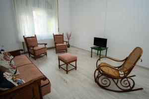 Gallery image of Szorcsik Ház 1913 in Senta +15 photos