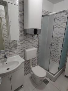 Koupelna v ubytování Apartments Prosika