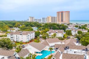 een luchtzicht op een woonwijk met gebouwen bij Arcadian Dunes 26-507 in Myrtle Beach