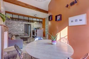 Posedenie v ubytovaní Le Carnot 29 - Beautiful apartment in the heart of Annecy