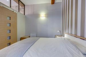 Posteľ alebo postele v izbe v ubytovaní Le Carnot 29 - Beautiful apartment in the heart of Annecy + 3 fotografie