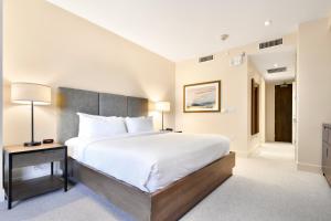 Ένα ή περισσότερα κρεβάτια σε δωμάτιο στο New & Luxury 2 BR in Canyons Village - Ski In Out +22 φωτογραφίες