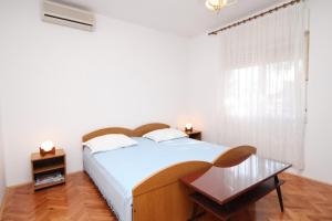 Легло или легла в стая в Apartments by the sea Trogir - 6023