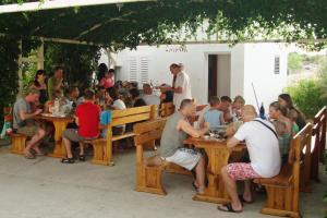 Hosté ubytování Apartments by the sea Sevid, Trogir - 6024
