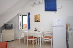 Fotografia z galérie ubytovania Apartments by the sea Split - 5995 v Splite