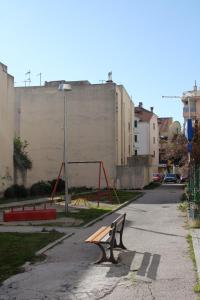 Fotografia z galérie ubytovania Apartments with a parking space Omis - 5989 v Omise