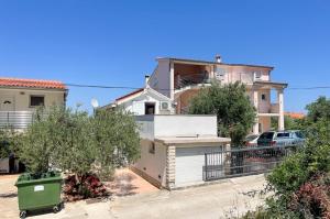 a view of a house from the street at Apartment Tkon 6215c in Tkon