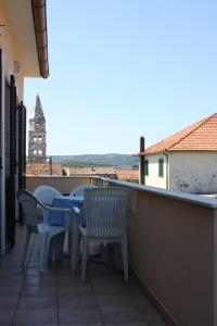 Zdjęcie z galerii obiektu Apartments with a parking space Turanj, Biograd - 6212 w mieście Turanj