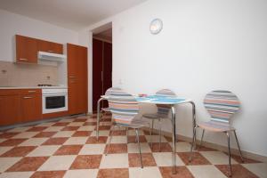 Fotografie z fotogalerie ubytování Apartments with a parking space Vodice - 6183 v destinaci Vodice