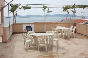 Fotografia z galérie ubytovania Apartments by the sea Drage, Biograd - 6171 v Drage