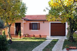 Fotografia z galérie ubytovania Family friendly house with a swimming pool Orihi, Central Istria - Sredisnja Istra - 7492 v destinácii Barban