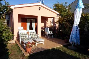 Fotografia z galérie ubytovania Family friendly house with a swimming pool Orihi, Central Istria - Sredisnja Istra - 7492 v destinácii Barban