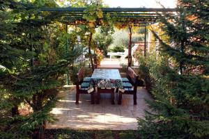 Fotografia z galérie ubytovania Family friendly house with a swimming pool Orihi, Central Istria - Sredisnja Istra - 7492 v destinácii Barban