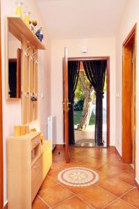 Fotografia z galérie ubytovania Family friendly house with a swimming pool Orihi, Central Istria - Sredisnja Istra - 7492 v destinácii Barban