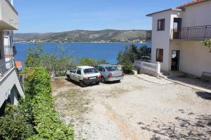 Fotografia z galérie ubytovania Family friendly apartments with a swimming pool Razanj, Rogoznica - 7606 v Ražanji