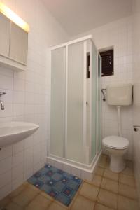 Fotografia z galérie ubytovania Family friendly apartments with a swimming pool Razanj, Rogoznica - 7606 v Ražanji