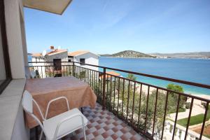 Fotografia z galérie ubytovania Family friendly apartments with a swimming pool Razanj, Rogoznica - 7606 v Ražanji