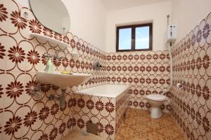 Fotografia z galérie ubytovania Family friendly apartments with a swimming pool Razanj, Rogoznica - 7606 v Ražanji