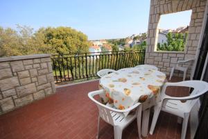 Balkón nebo terasa v ubytování Holiday apartments Pjescana Uvala, Pula - 7652