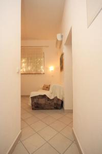 Galeriebild der Unterkunft Apartments by the sea Slatine, Ciovo - 7512 in Slatine