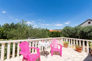 Fotografia z galérie ubytovania Apartments by the sea Okrug Gornji, Ciovo - 6078 v Trogiri