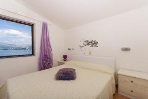 Fotografia z galérie ubytovania Apartments by the sea Okrug Gornji, Ciovo - 6078 v Trogiri
