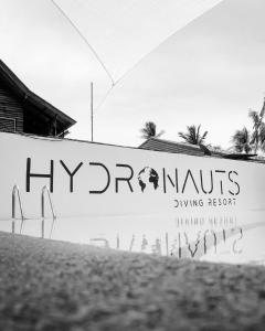 Certifikát, hodnocení, plakát nebo jiný dokument vystavený v ubytování Hydronauts Diving Resort - Koh Tao