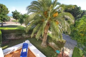 Vista de la piscina de ARENDA Pino Alto Holiday Home Playa o alrededores