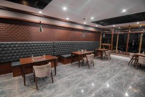 Tibet Hotel的休息区
