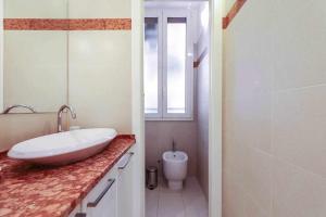 Kúpeľňa v ubytovaní SV18C Charming modern flat S Ambrogio