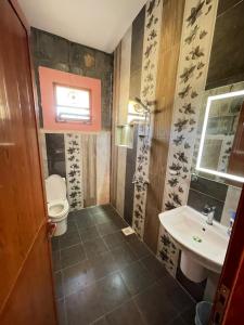 Koupelna v ubytování Jabal Shams Villa + 37 fotografií
