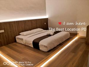 THE BEST LOCATION客房内的一张或多张床位