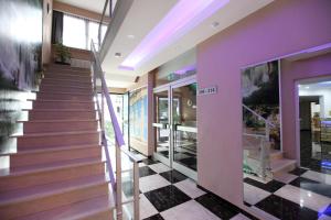 TV a/nebo společenská místnost v ubytování Hotel Sofia