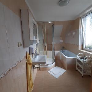 Koupelna v ubytování Pension Kristýna