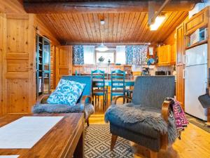 Køkken eller tekøkken på Holiday Home Kesäranta 2 by Interhome + 17 billeder