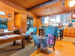 Et opholdsområde på Holiday Home Kesäranta 2 by Interhome