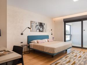 Posteľ alebo postele v izbe v ubytovaní Villa Old Olive VIII by Interhome