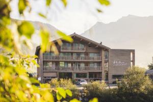 Nespecifikovaný výhled na hory nebo výhled na hory při pohledu z hotelu