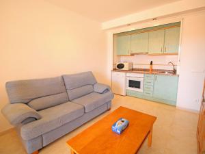 Kuchyň nebo kuchyňský kout v ubytování Apartment Amatista 09 by Interhome