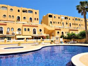 Bazén v ubytovaní Holiday Home Alkabir playa by Interhome alebo v jeho blízkosti