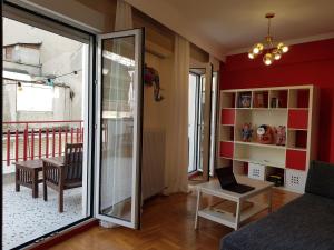 Gallery image ng Quiet city centre apartment with large balcony sa Thessaloníki
