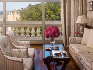 Hôtel Métropole Monte-Carloにあるシーティングエリア