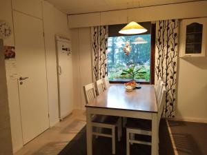 Φωτογραφία από το άλμπουμ του Holiday House Mäntyniemi σε Hossa