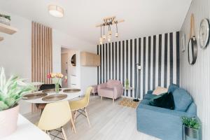 Posedenie v ubytovaní Nocosfera Apartament Górnośląski + 19 fotografií
