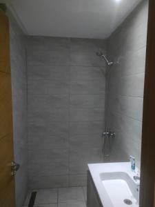 Bagno di A modern apartment 2 Rooms