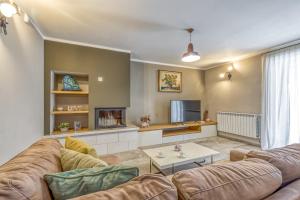 Kuchnia lub aneks kuchenny w obiekcie Villa Kata in Selina