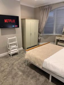 Pleasure Beach View客房内的一张或多张床位