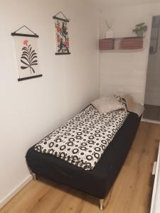 Postel nebo postele na pokoji v ubytování Trandafir Guesthouse