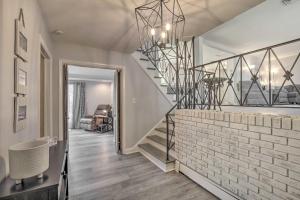Galería fotográfica de Updated High Point Retreat with Pool and Backyard en High Point